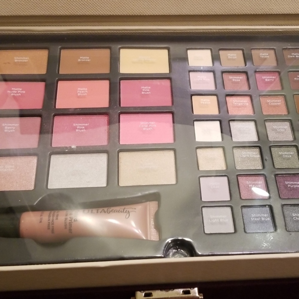 Makeup box